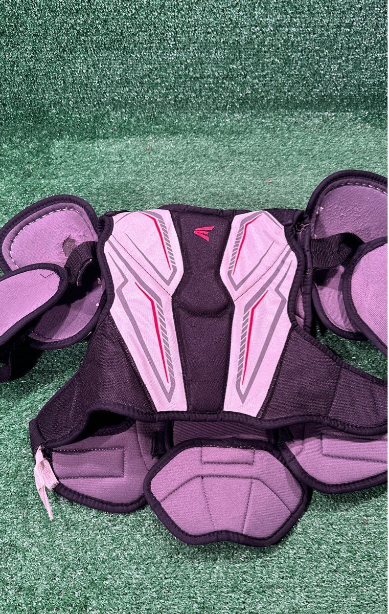 Easton Synergy Hockey Shoulder Pads Junior Medium (M)