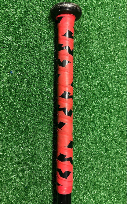 Miken Maniac Softball Bat 34" 26 oz. (-8) 2 1/4"