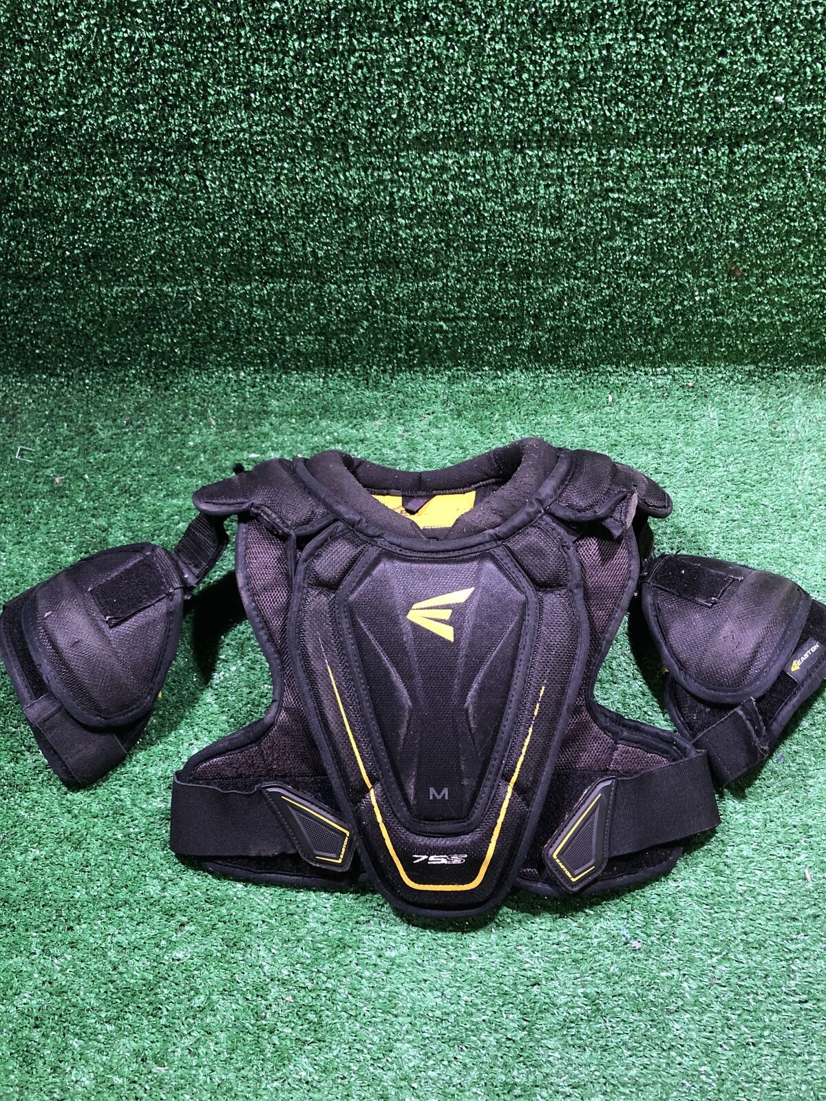 Easton Stealth 75S Hockey Shoulder Pads Junior Medium (M)