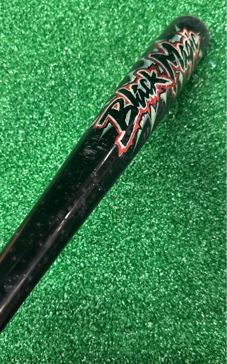 Easton Black Magic Baseball Bat 29" 19 oz. (-10) 2 1/4"