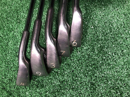 Square Two Totally Matched 3, 4, 6, 7, 9 Iron Set Steel, Right handed