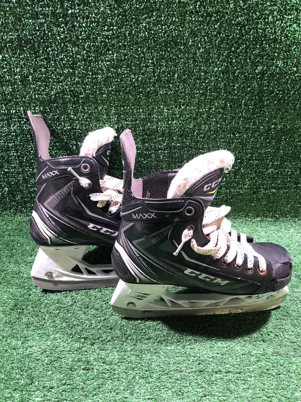 Ccm Maxx Hockey Skates 3.5D Skate Size