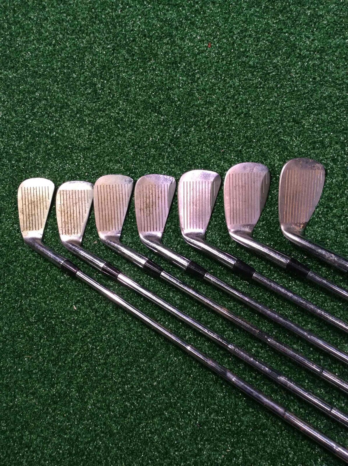 Wilson TFD 3, 4, 5, 6, 7, 8, 9 Iron Set Regular Steel, Right handed