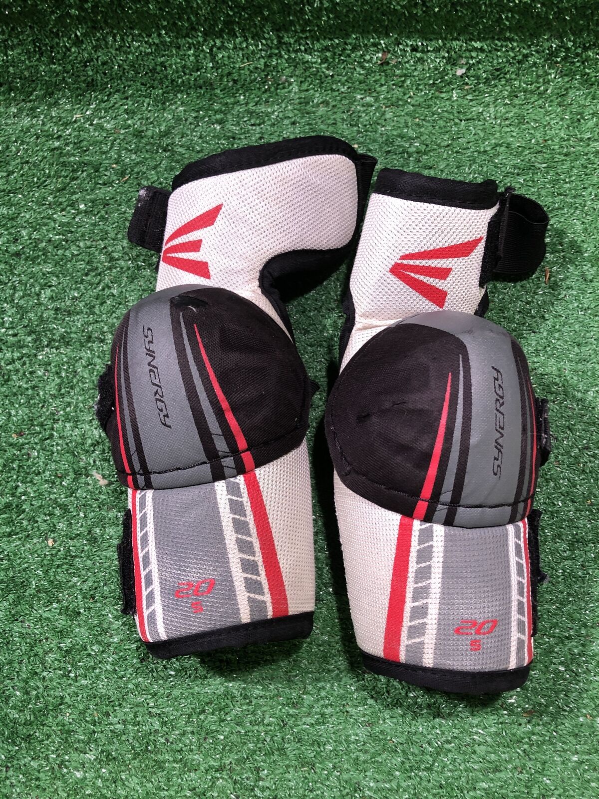 Easton Synergy 20 Elbow Pads Senior Small (S)