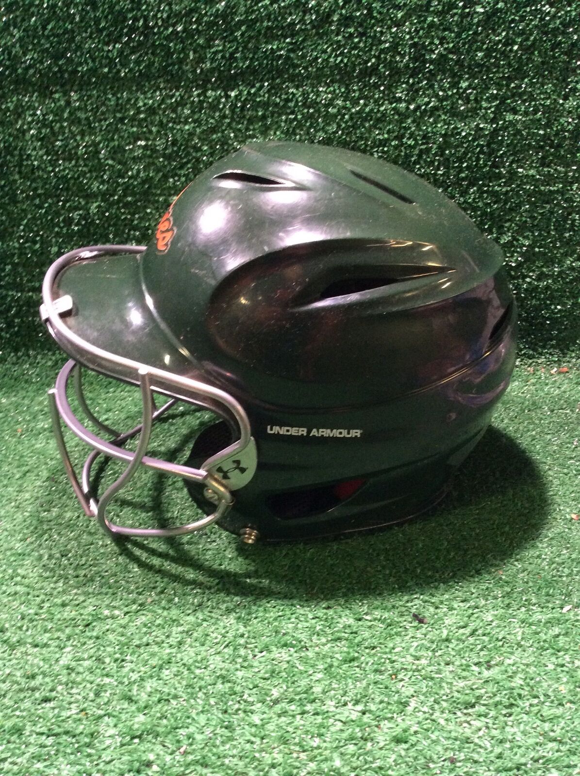 Under Armour UABH200 Softball Batting Helmet, 6 7/8" To 7 1/8"