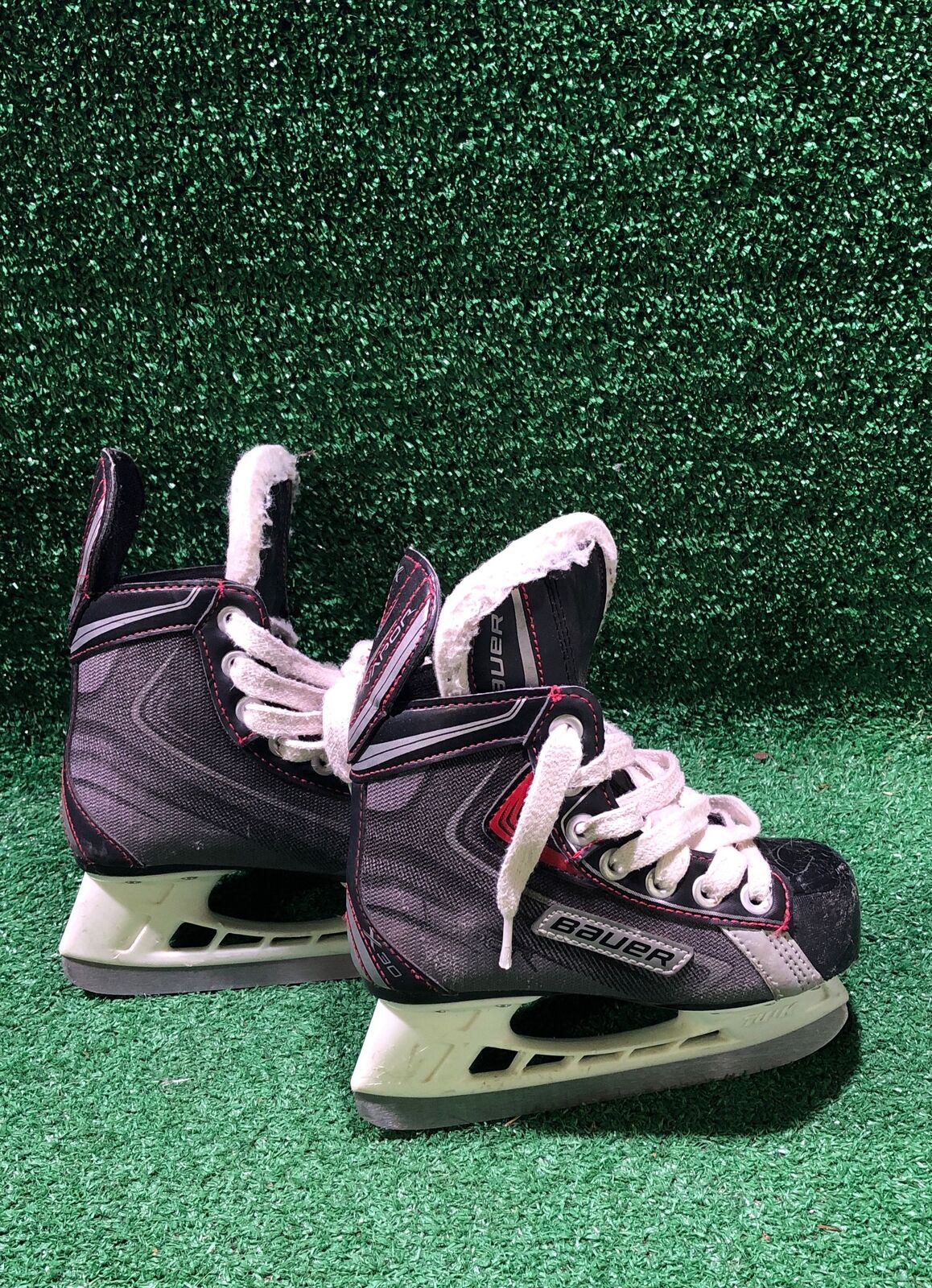 Bauer Vapor X30 Hockey Skates Youth 10.0R Skate Size