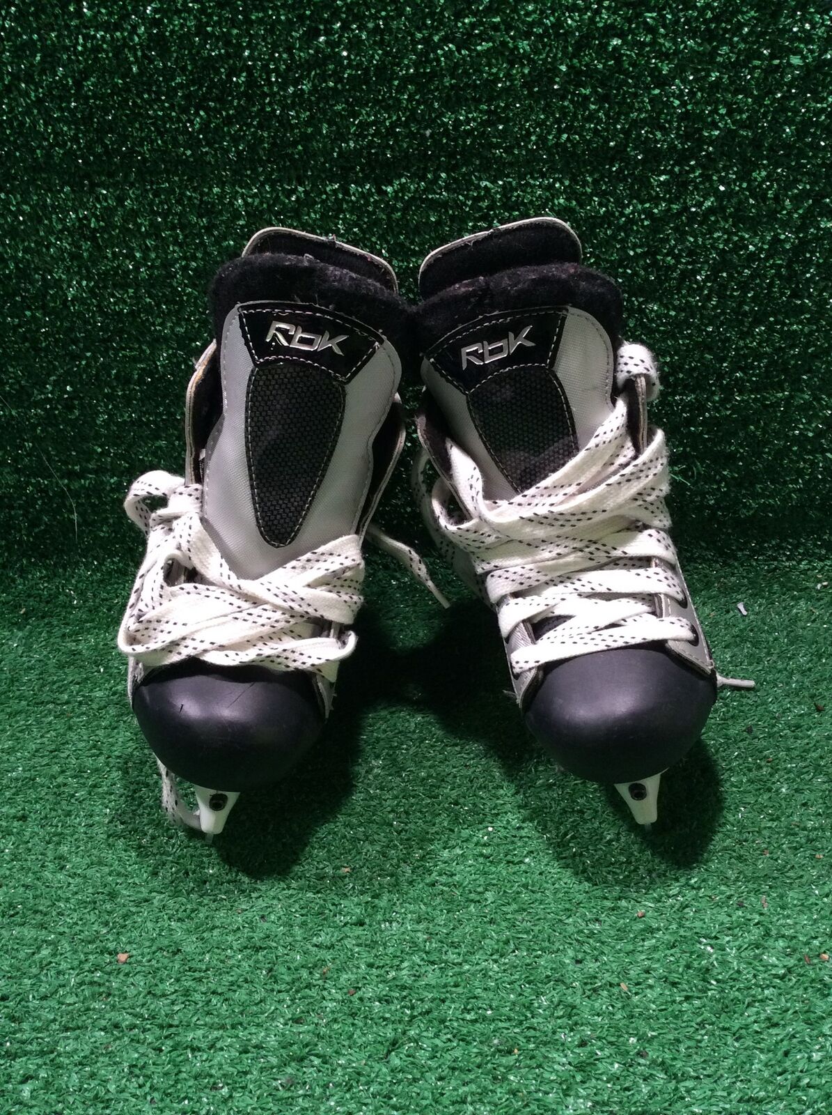 Reebok Hockey Skates "S" Skate Size