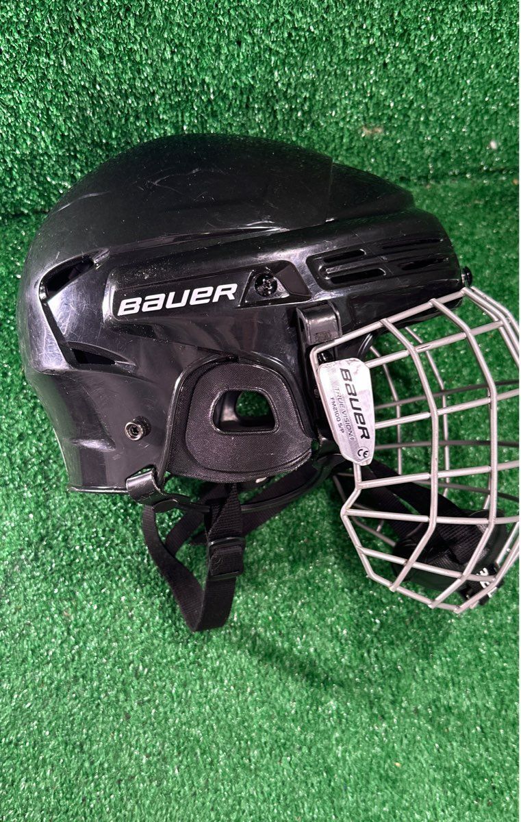 Bauer BHH2100 Hockey Helmet Small