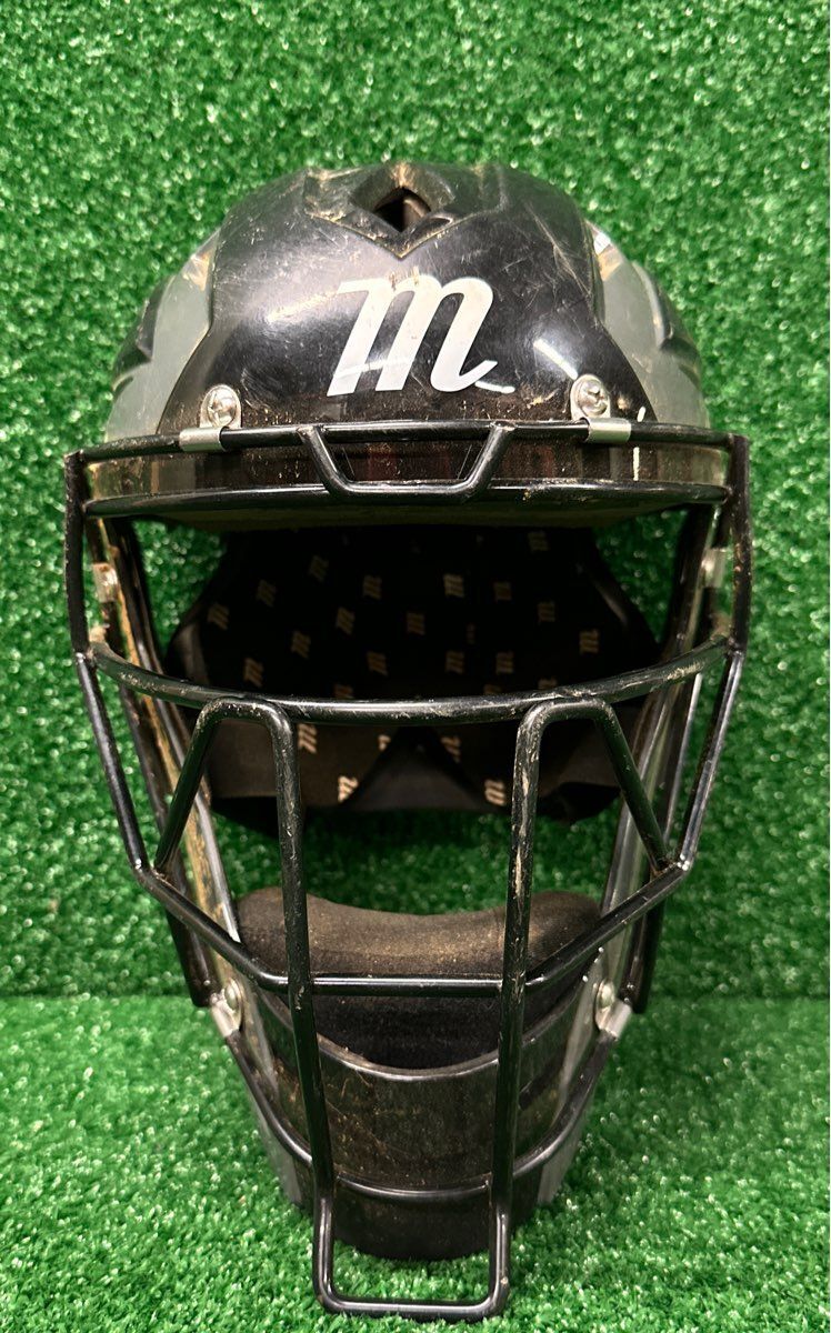 Marucci Hockey Style CHMGS1A 6 1/4" To 7" Hockey Style Catcher's Helmet