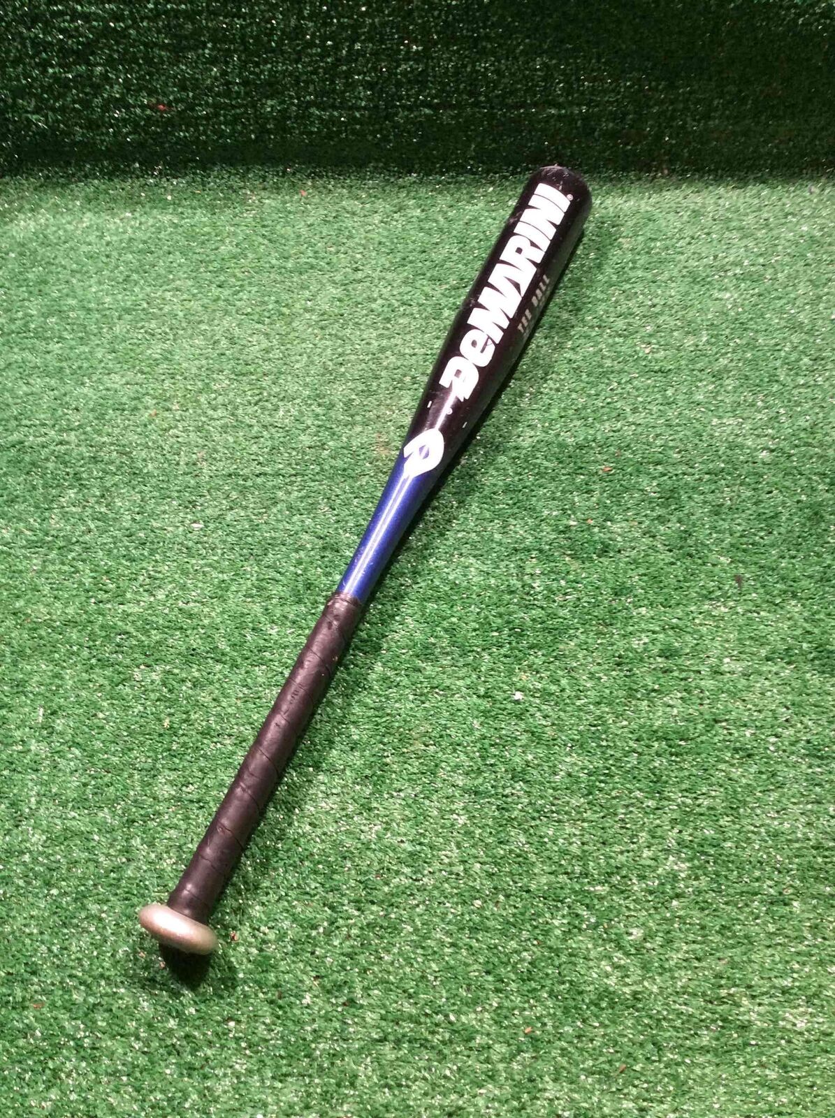 Demarini Rumble Teeball Bat 25" 15 oz. (-10) 2 1/4"