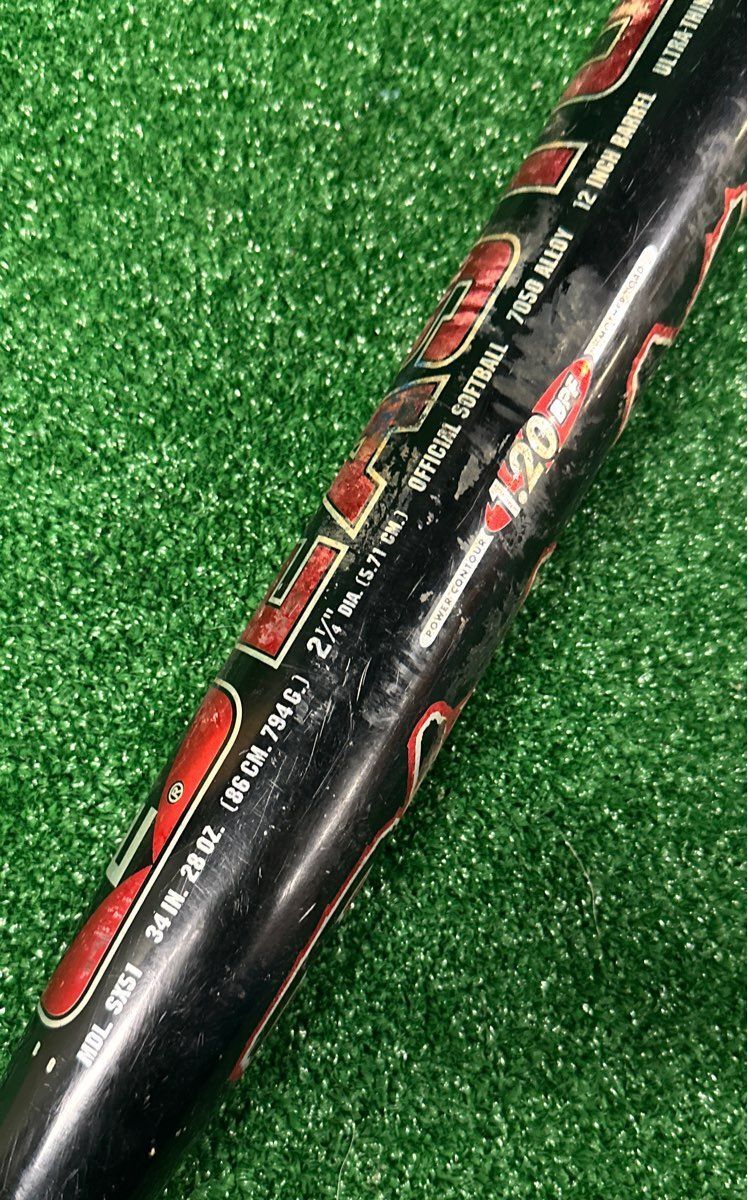 Easton Black Magic Softball Bat 34" 28 oz. (-6) 2 1/4"