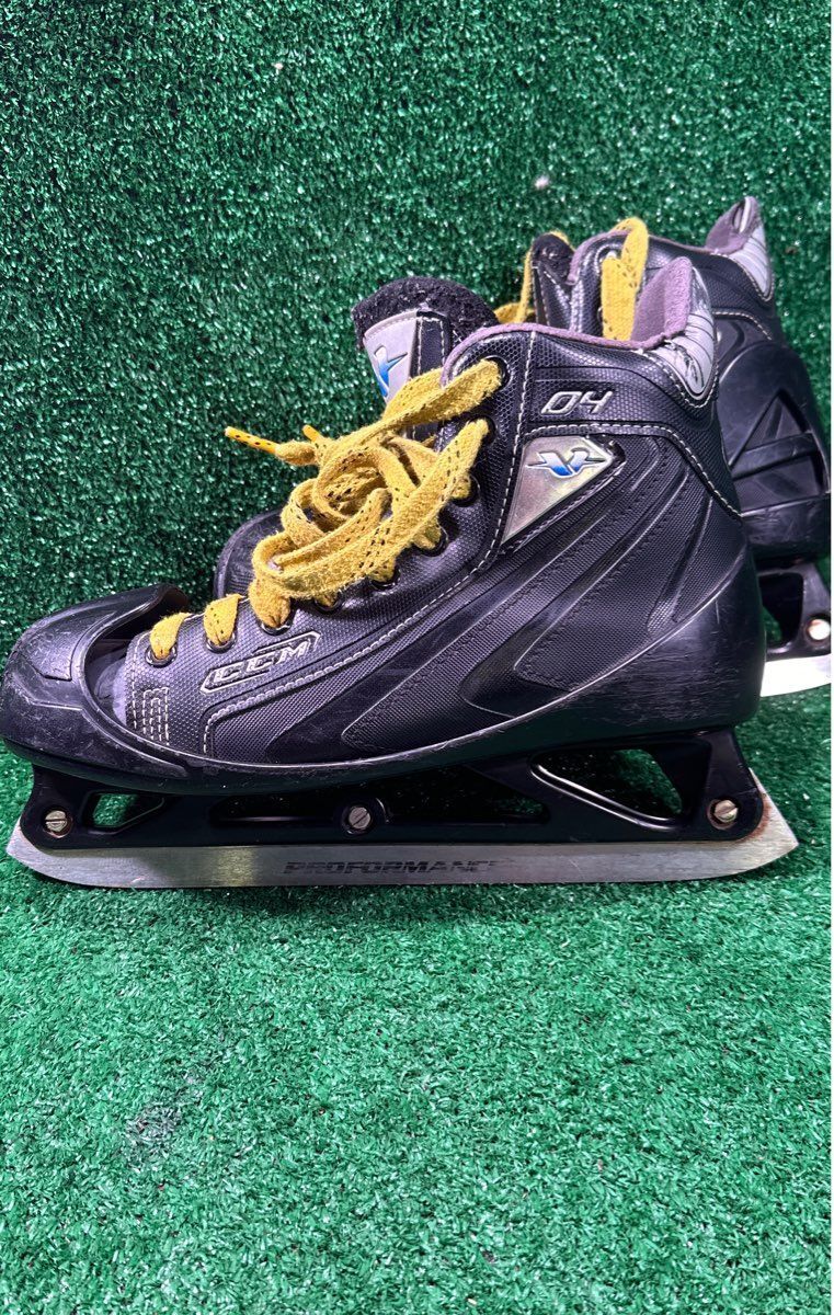 Ccm D4 Hockey Skates 6.5 Skate Size