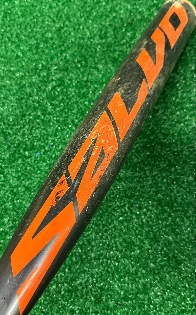 Easton Salvo Softball Bat 34" 26 oz. (-8) 2 1/4"