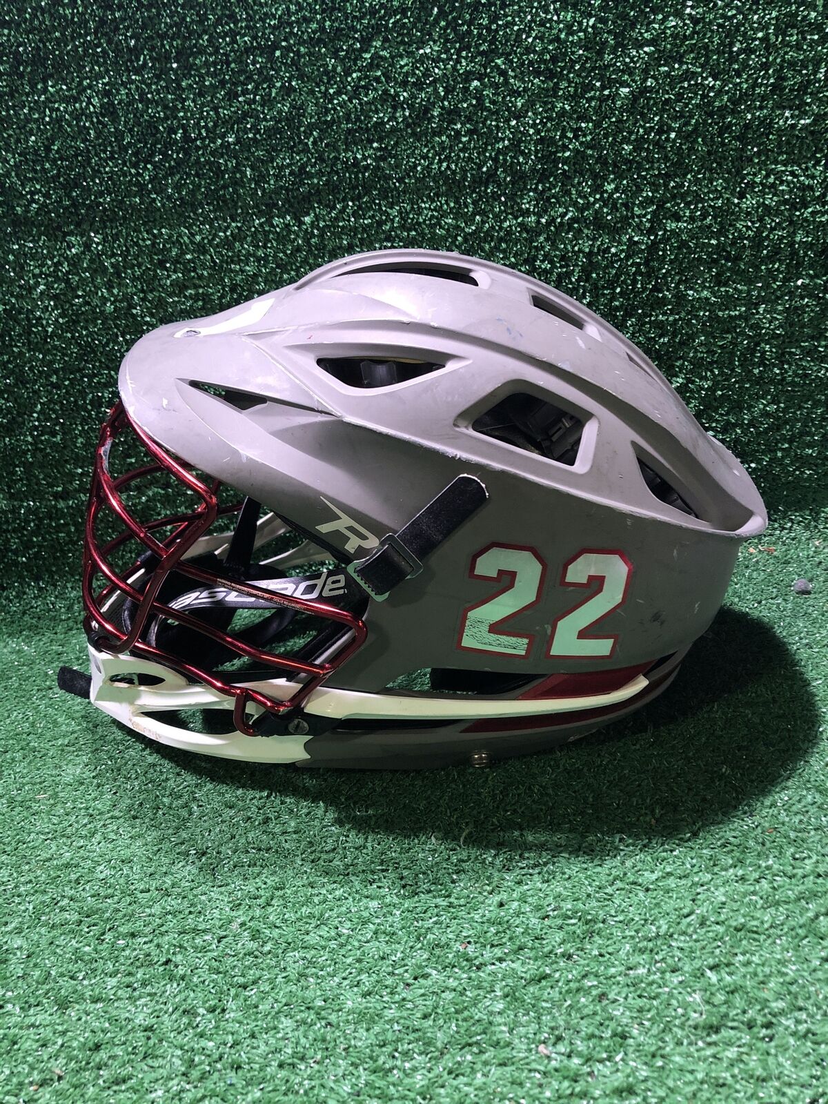 Cascade R Lacrosse Helmet w/Red Chrome Cage