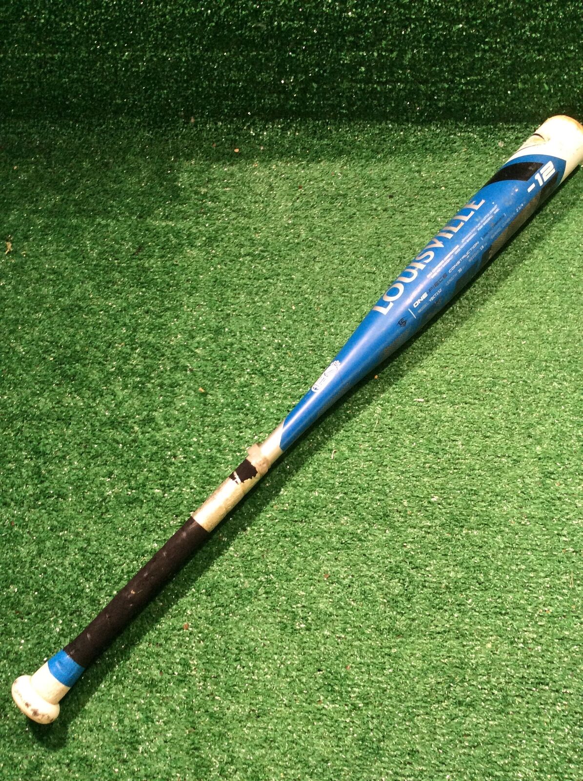 Louisville Slugger YBCT152 Baseball Bat 30" 18 oz. (-12) 2 1/4"