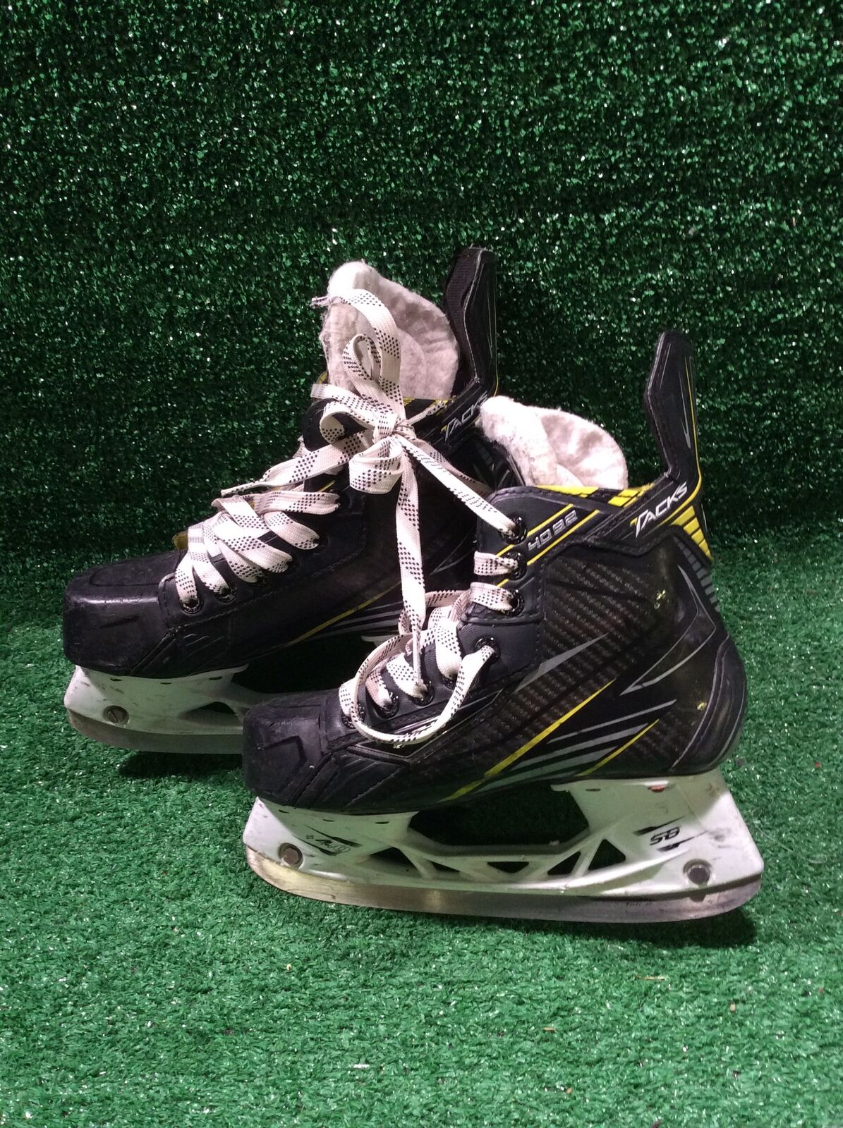 Ccm Tacks 4092 Hockey Skates 2.0D Skate Size