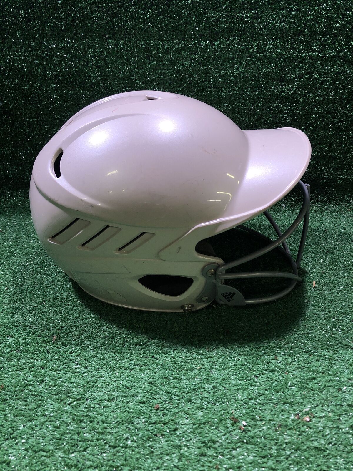 Adidas URS-600 Softball Batting Helmet, 6 3/4" To 7 3/8"