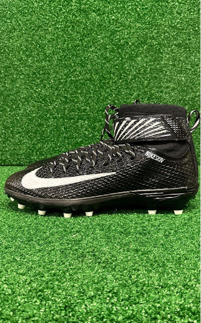 Select Nike Lunarbeast 16.0 Size Football Cleats