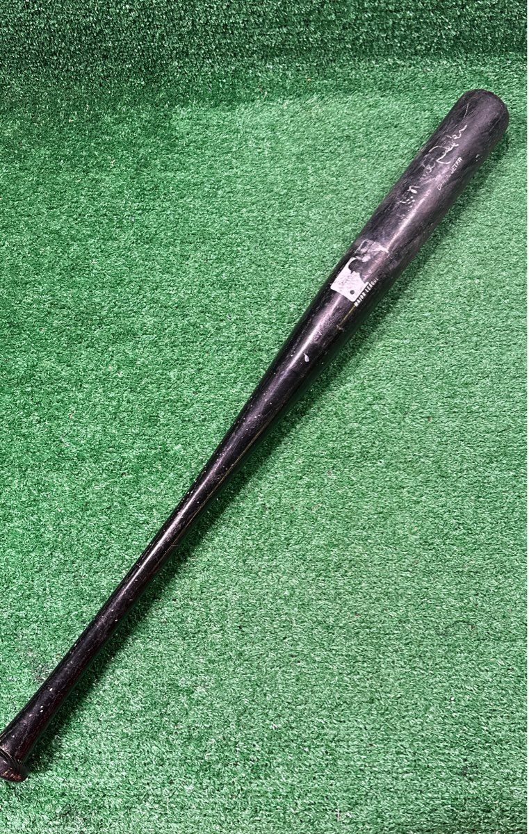 Louisville Slugger Slugger Series Derek Jeter Wooden Bat 30" 25 oz. (-5) 2 1/4"