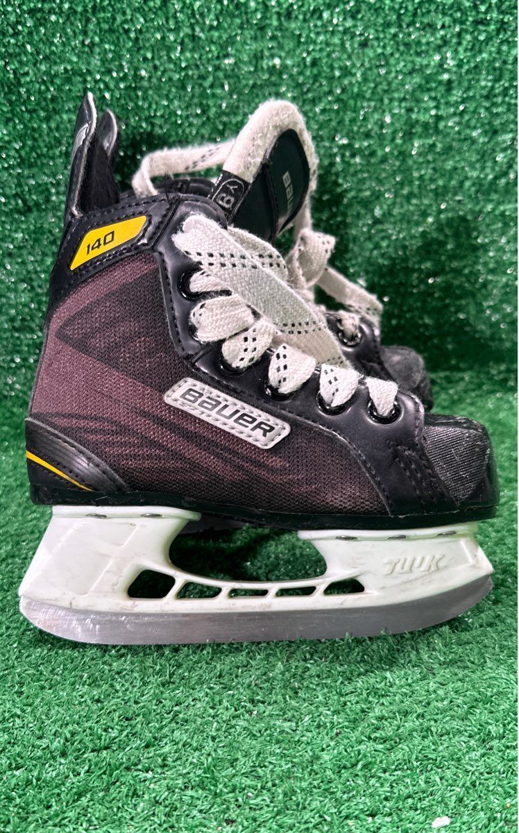 Bauer Supreme 140 Hockey Skates 9.0 Skate Size