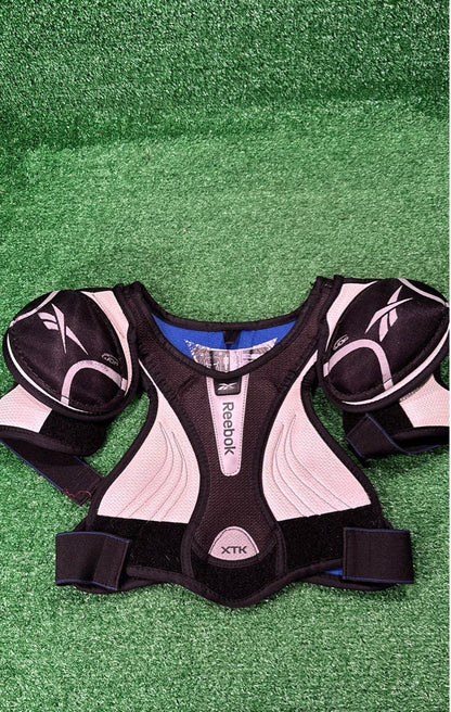 Reebok XTK Hockey Shoulder Pads Junior Small (S)