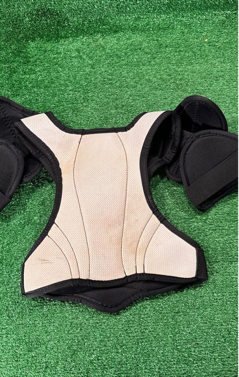 Ccm Devils LTP Hockey Shoulder Pads Junior Small (S)