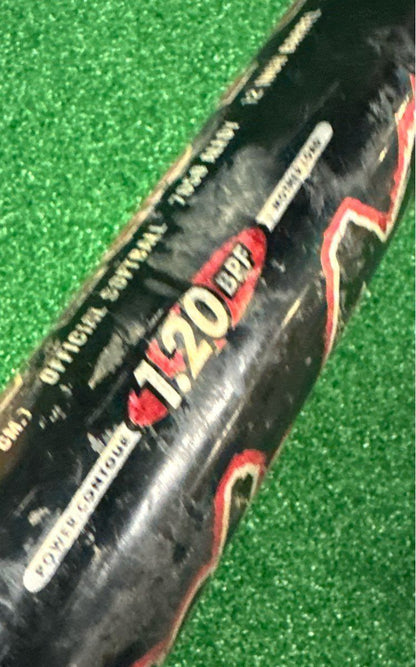 Easton Black Magic Softball Bat 34" 28 oz. (-6) 2 1/4"