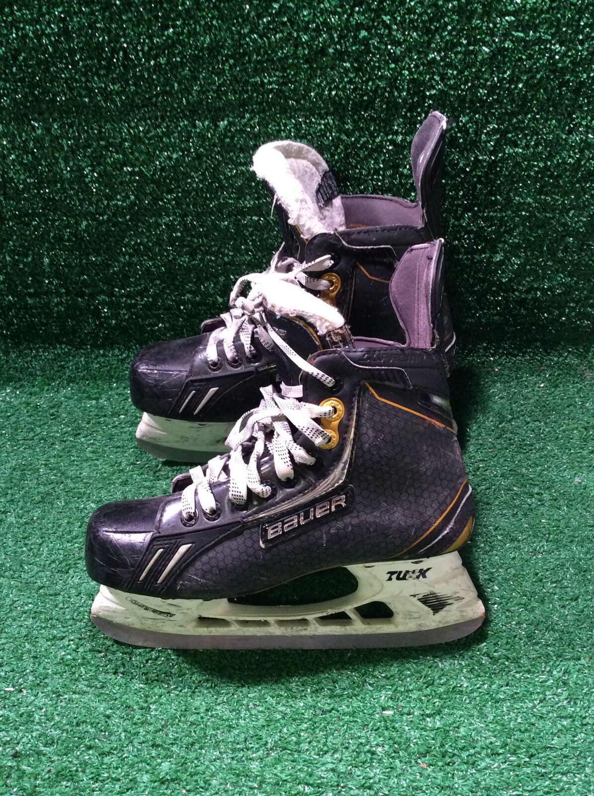 Bauer Supreme One.8 Hockey Skates 4.5D Skate Size