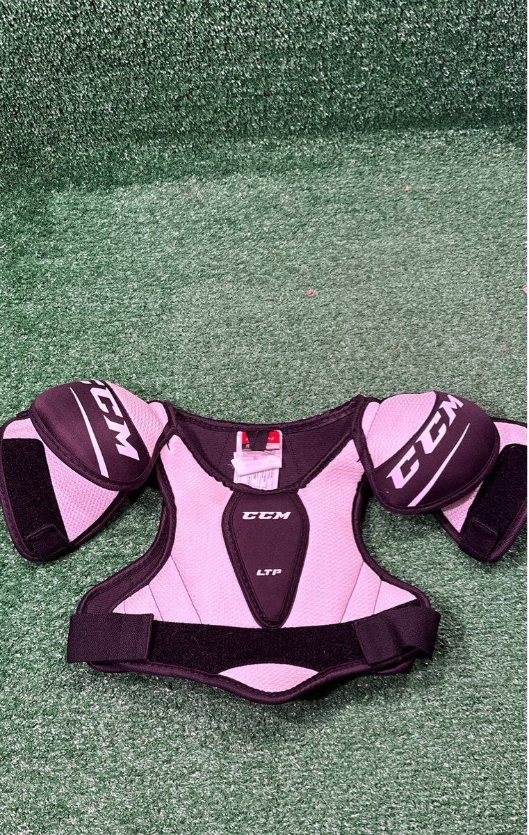 Ccm LTP Hockey Shoulder Pads Youth Small (S)