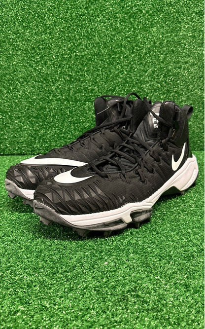 Nike Force Savage Pro 16.0 Size Football Cleats