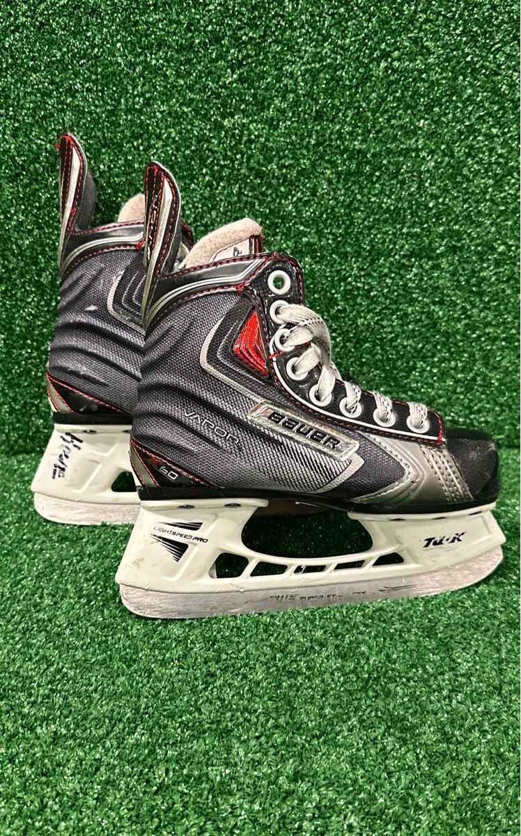 Bauer Vapor X60 Hockey Skates 11D Youth Skate Size