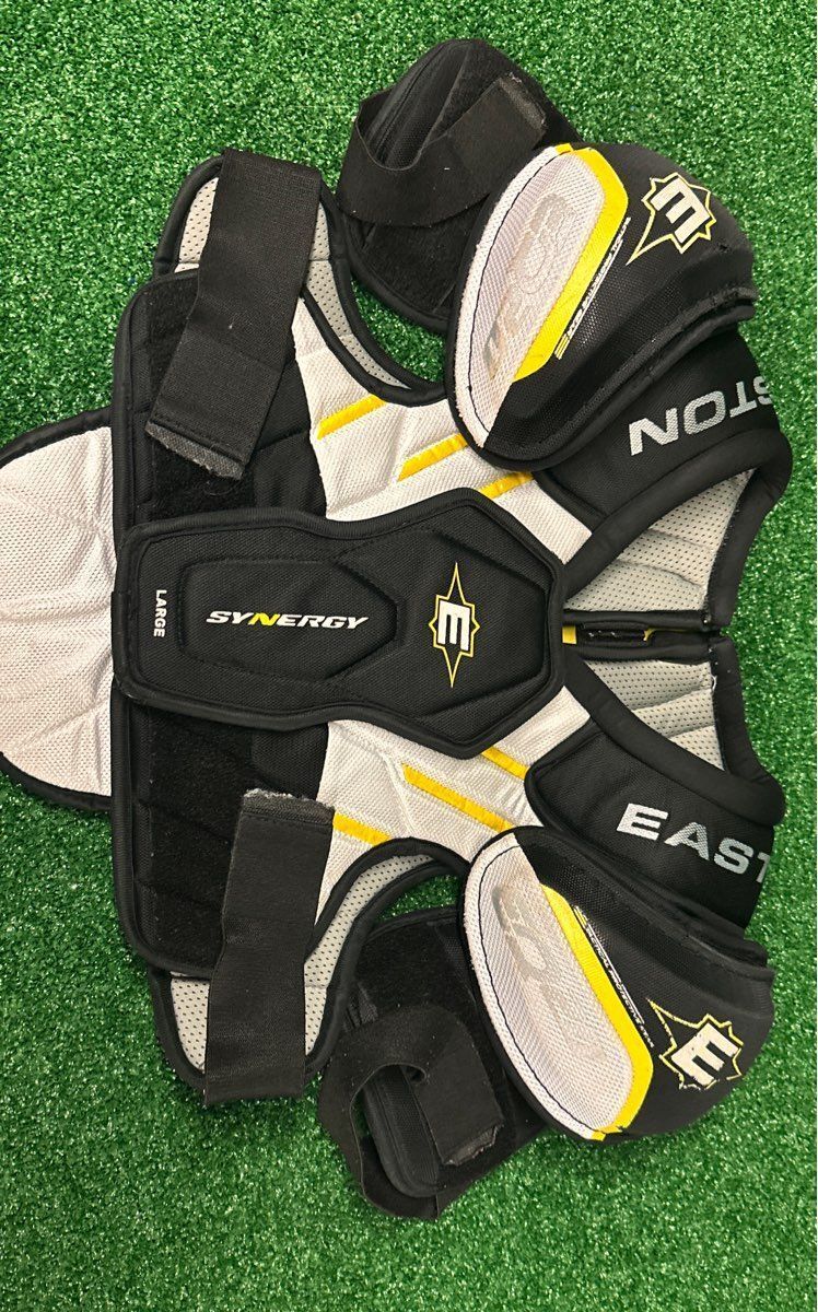 Easton Synergy EQ 2.0 Hockey Shoulder Pads Junior Large (L)