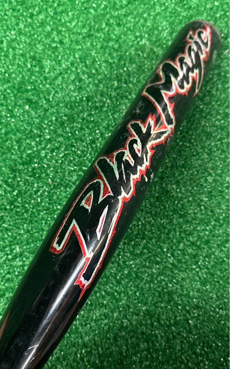 Easton Black Magic SX51 Softball Bat 34" 28 oz. (-6) 2 1/4"