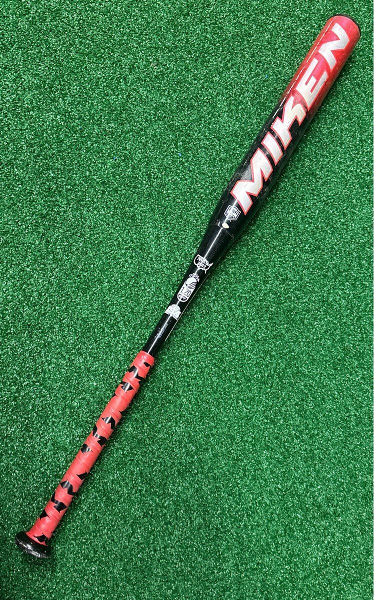 Miken Maniac Softball Bat 34" 26 oz. (-8) 2 1/4"