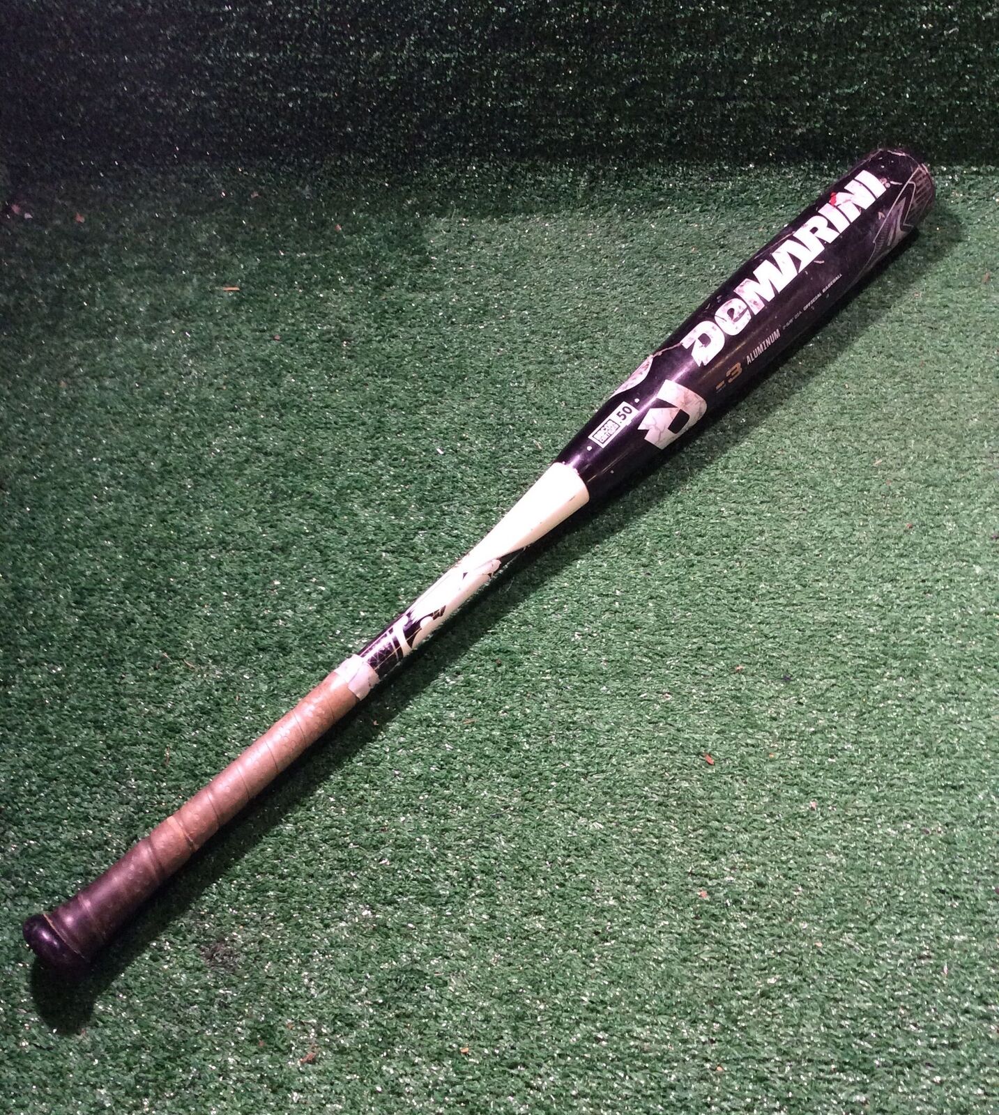 Demarini VDC12 Baseball Bat 32" 29 oz. (-3) 2 5/8"