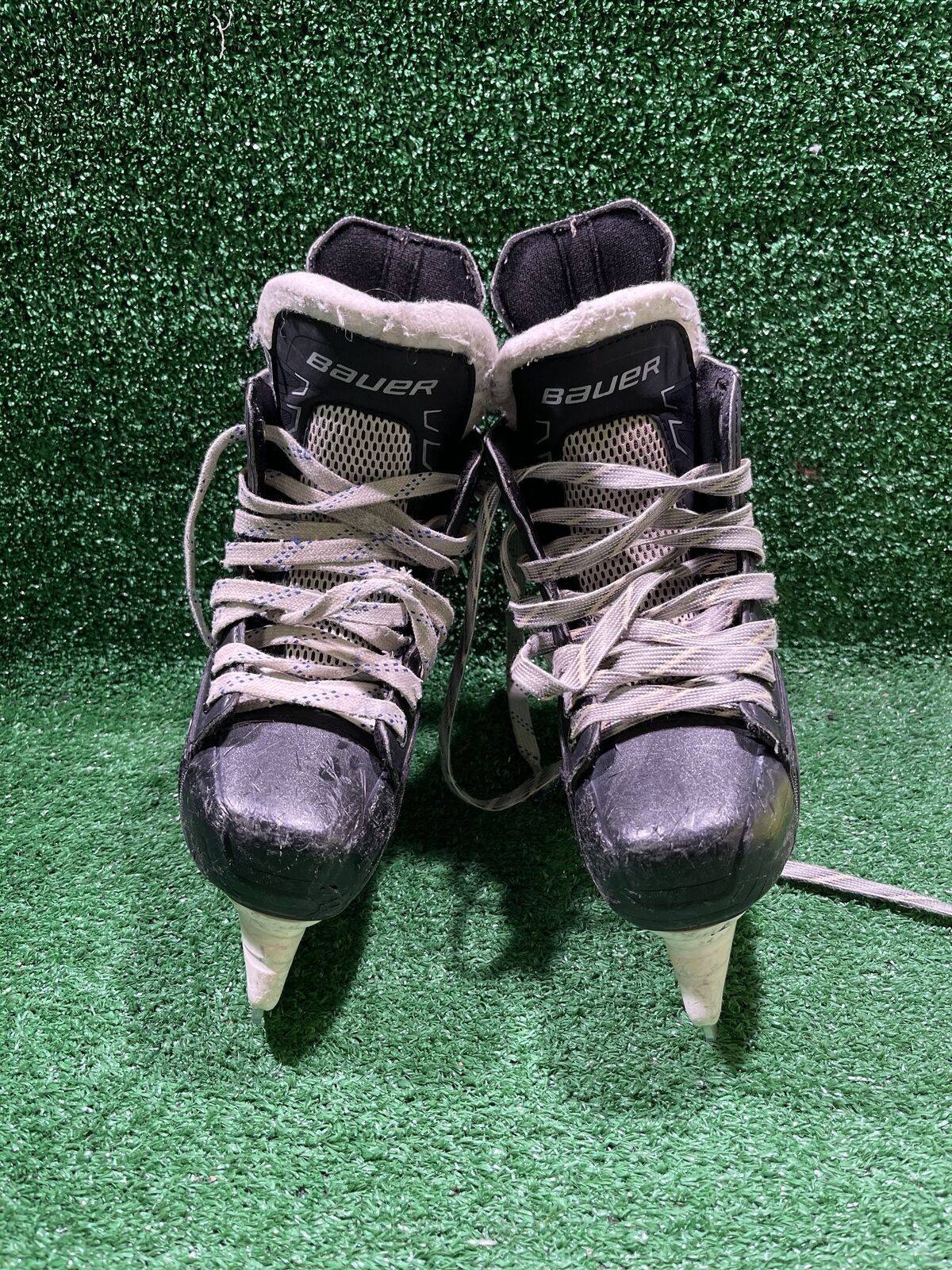 Bauer Supreme 160 Hockey Skates 1.0D Skate Size