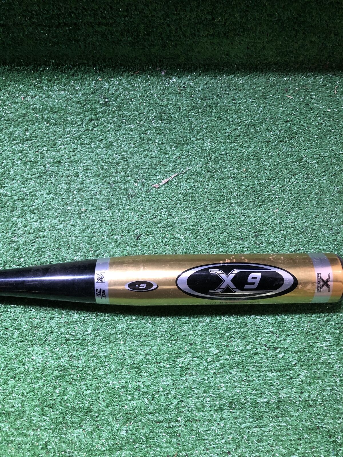 MacGregor X9 Baseball Bat 30" 21 oz. (-9) 2 1/4"