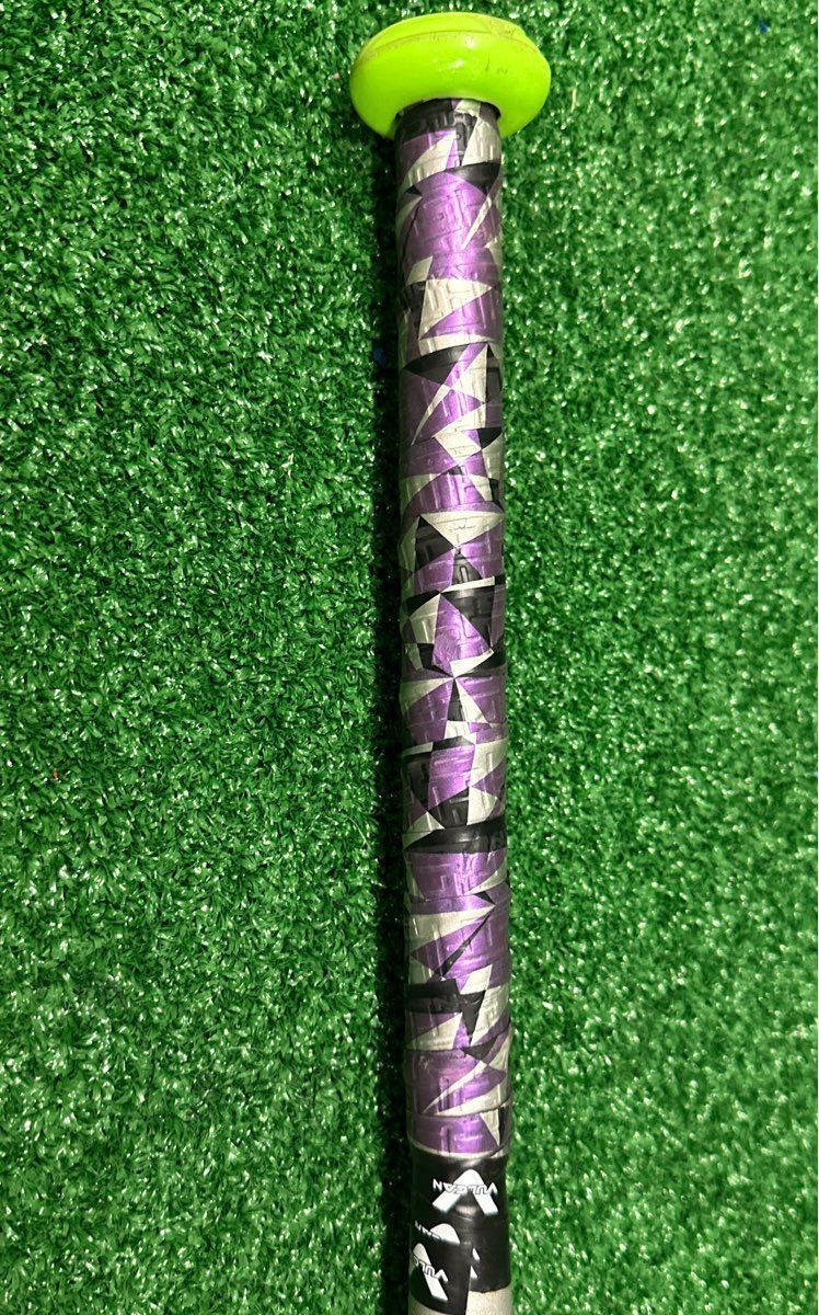 Demarini Vendetta Softball Bat 33" 23 oz. (-10) 2 1/4"