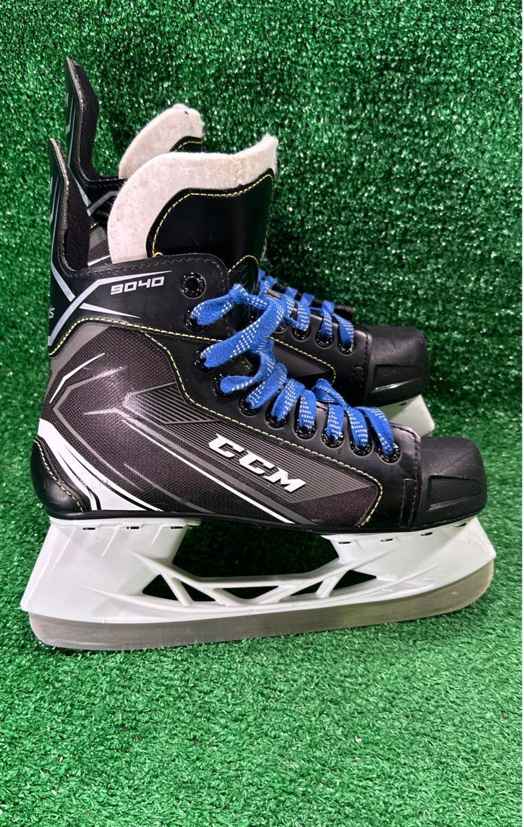 Ccm Tacks 9040 Hockey Skates 5.0 Skate Size