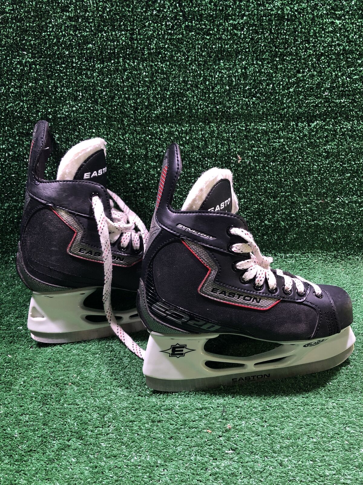 Easton Synergy EQ20 Hockey Skates 4.0 Skate Size