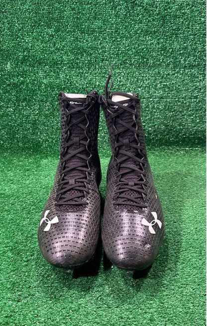 Under Armour Highlight 15.0 Size Football Cleats