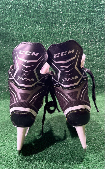 Ccm Tacks Youth Hockey Skates 1.0 Skate Size