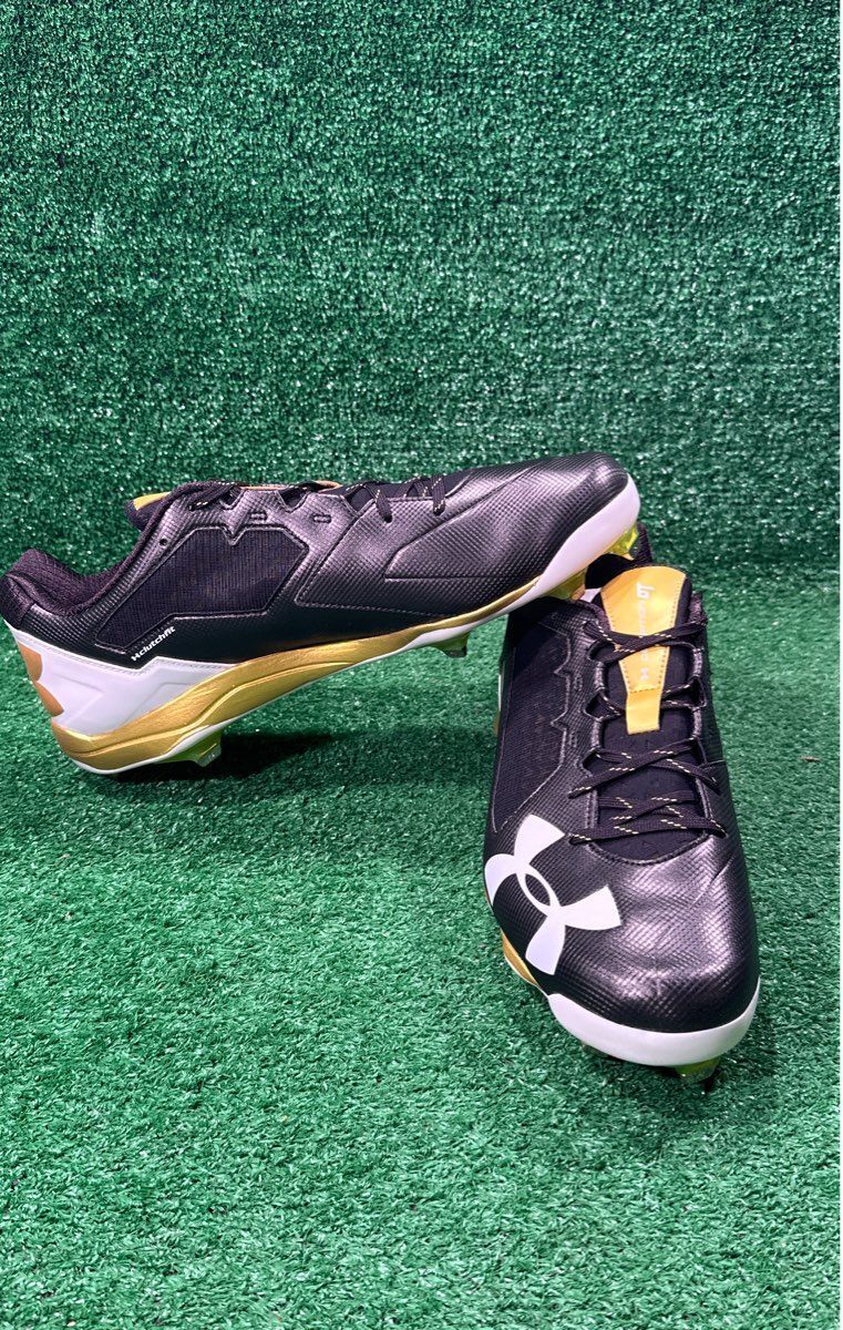 Under Armour Deception Low DT 13.5 Size Baseball Cleats