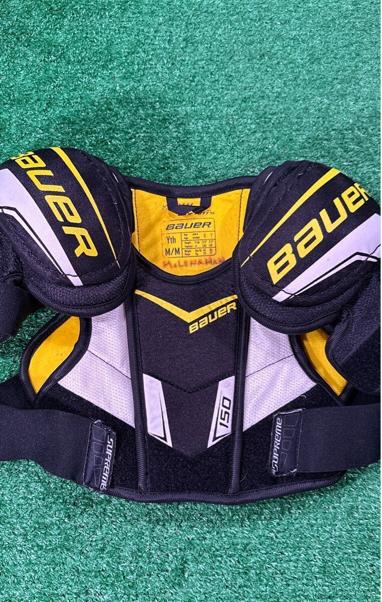 Bauer Supreme 150 Hockey Shoulder Pads Youth Medium (M)