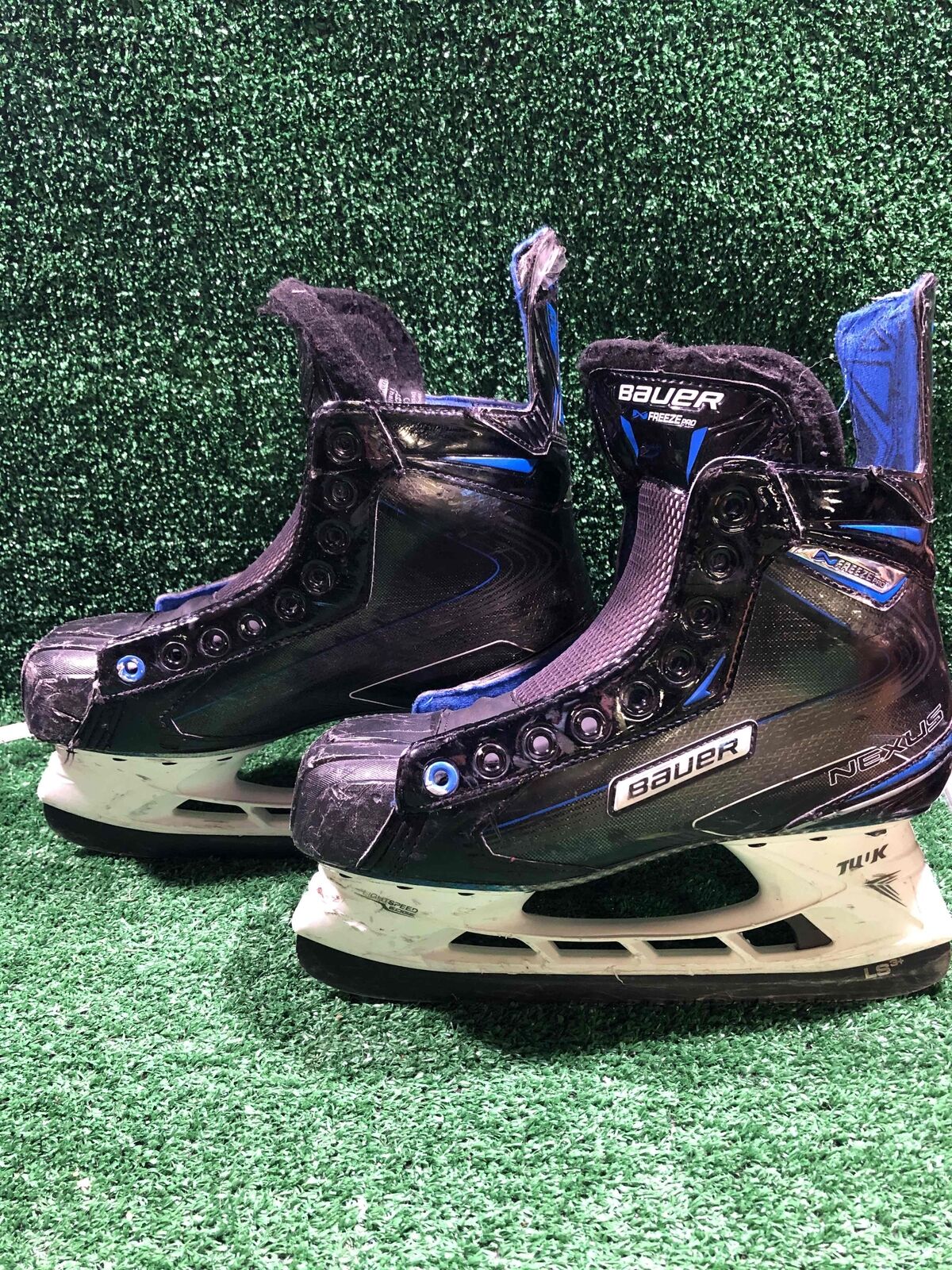 Bauer Nexus Freeze Pro Hockey Skates 6.5D Skate Size