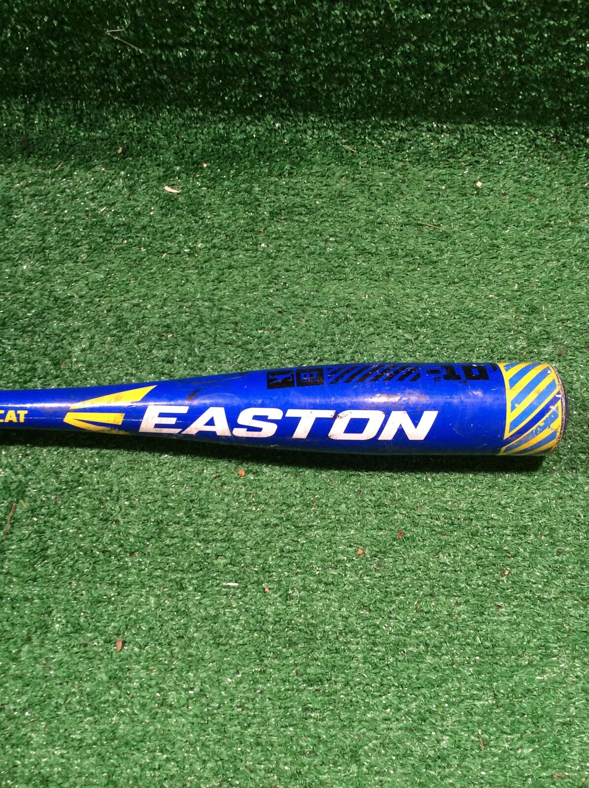 Easton YBM18WC Baseball Bat 28" 18 oz. (-10) 2 1/4"