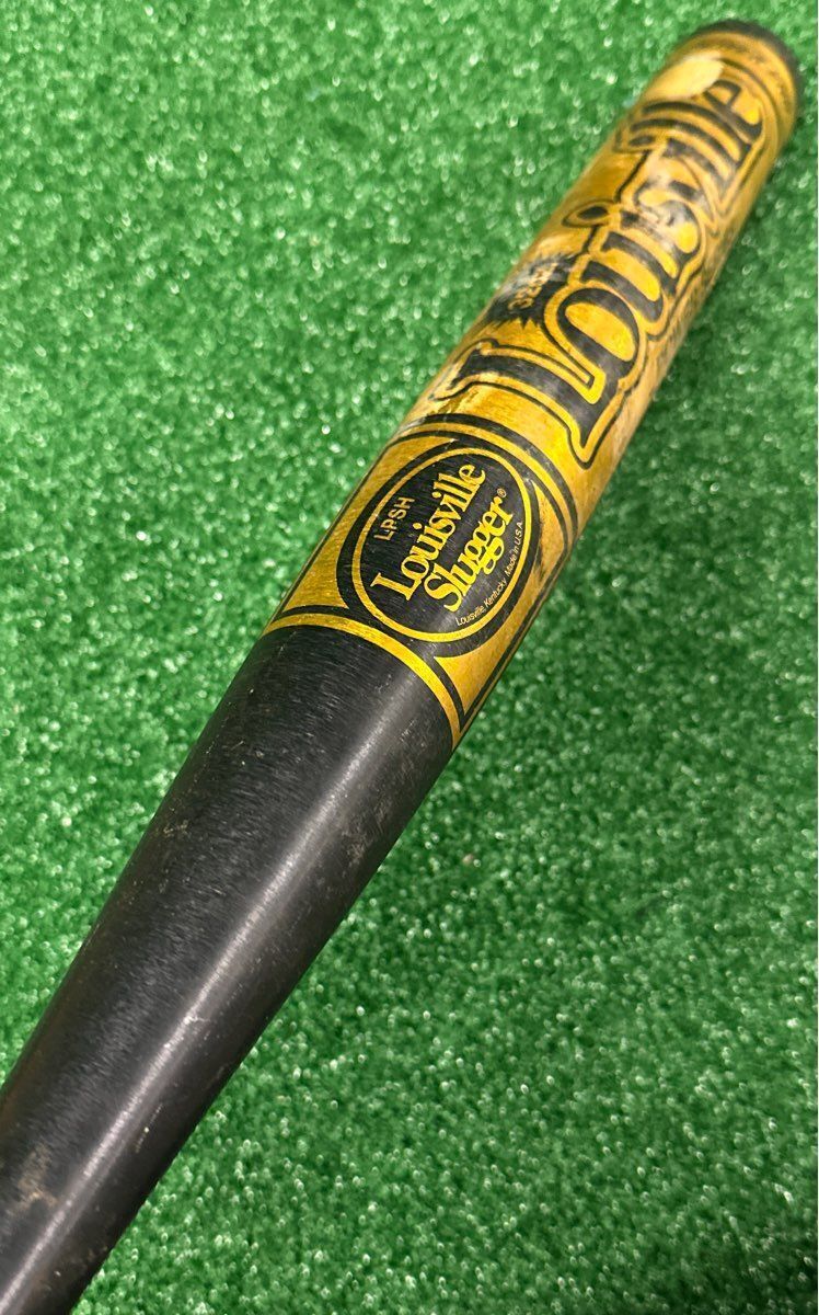 Louisville Slugger LPSH Softball Bat 34" 32 oz. (-2) 2 1/4"