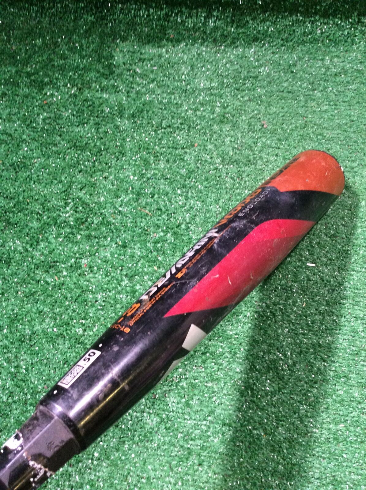 Demarini VIC-18 Baseball Bat 32" 29 oz. (-3) 2 5/8"