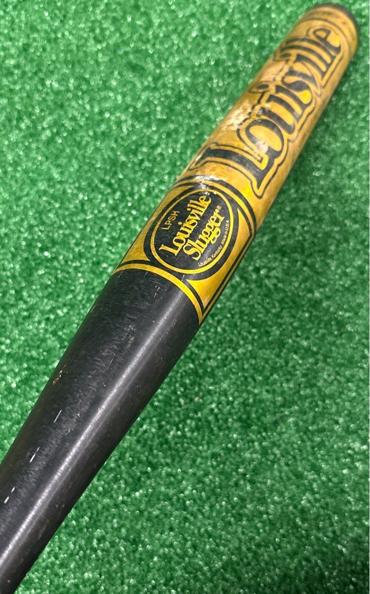 Louisville Slugger LPSH Softball Bat 34" 32 oz. (-2) 2 1/4"