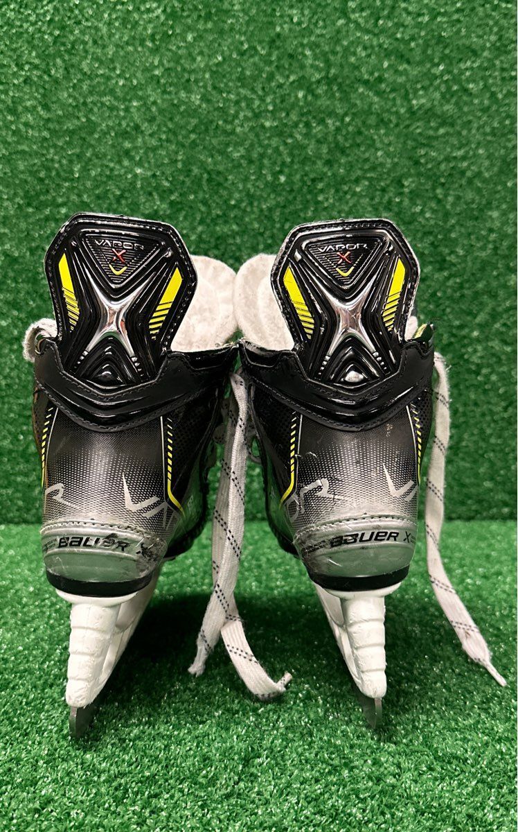 Bauer 3X Hockey Skates 11Y Skate Size